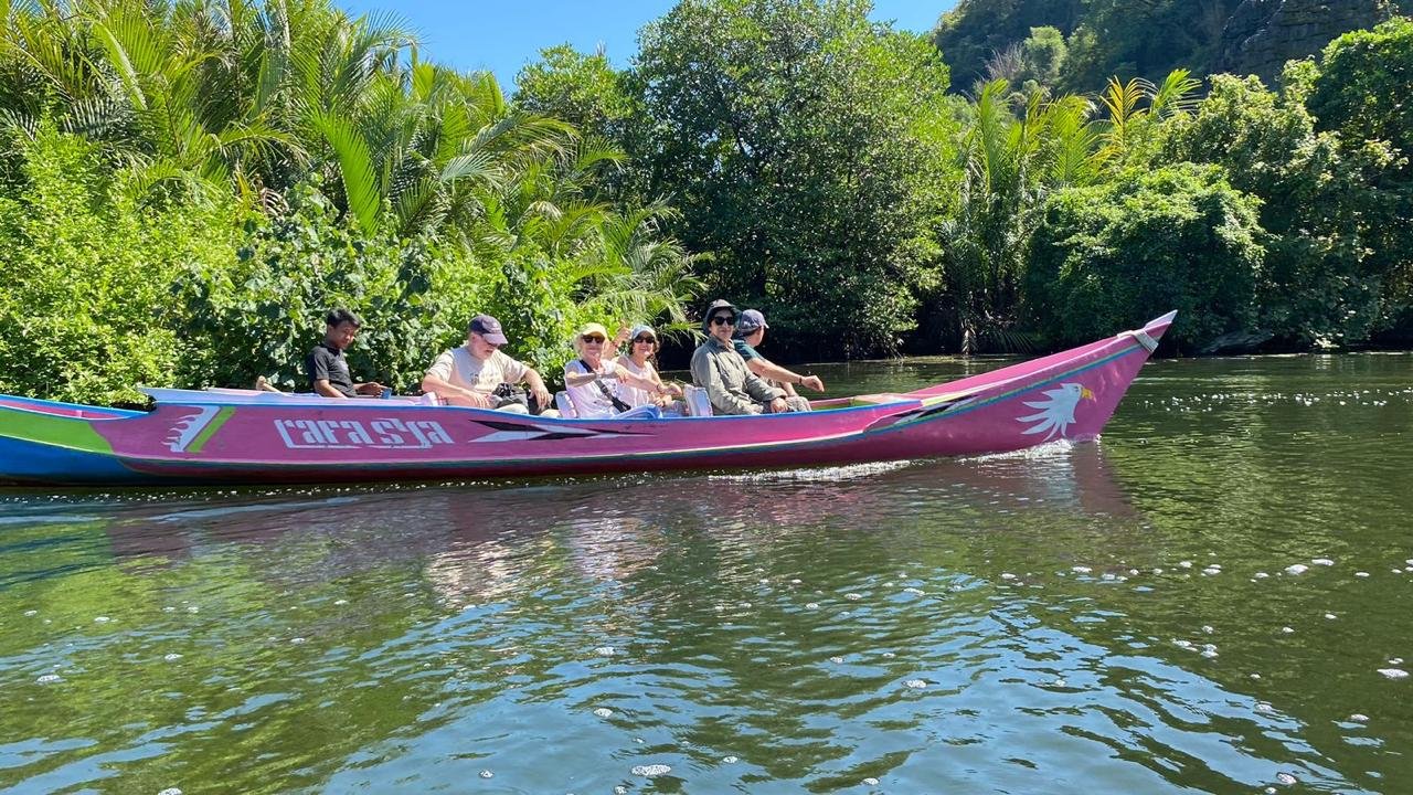 Makassar Day Trip: Leang-Leang & Rammang-Rammang